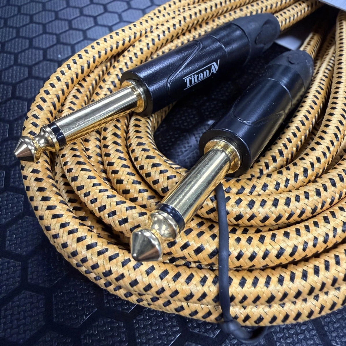 10m 1/4" to 1/4" Jack, Orange Black Fabric Guitar Lead