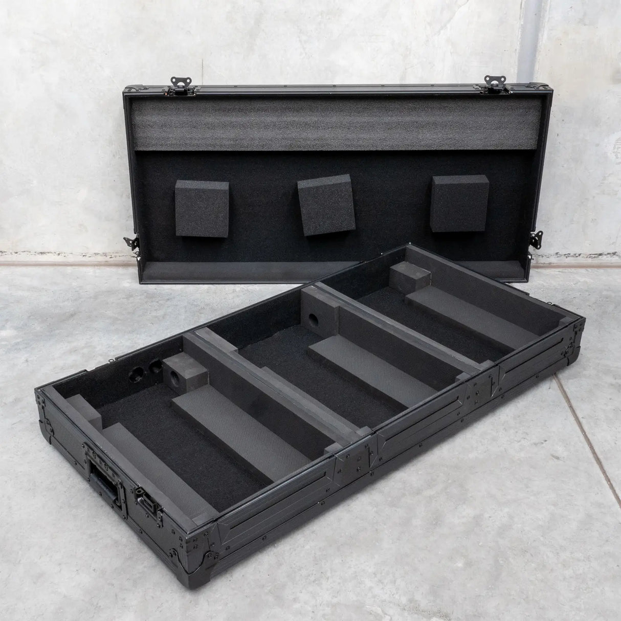 CDJ 3000 / CDJ 2000 & 12 Inch Mixer Coffin Case