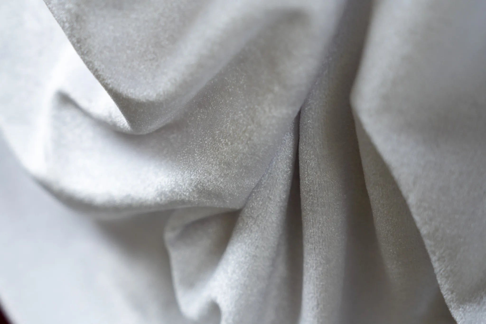 Backdrop Curtain – 3.15m x 3m White Velvet 300gsm