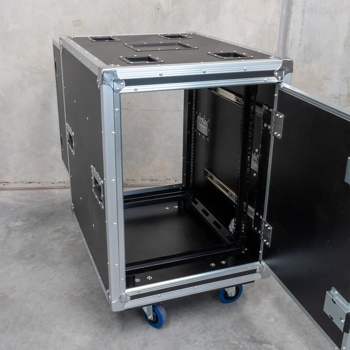 19" 14RU Slam Rack Road Case on Castors, Pro Series