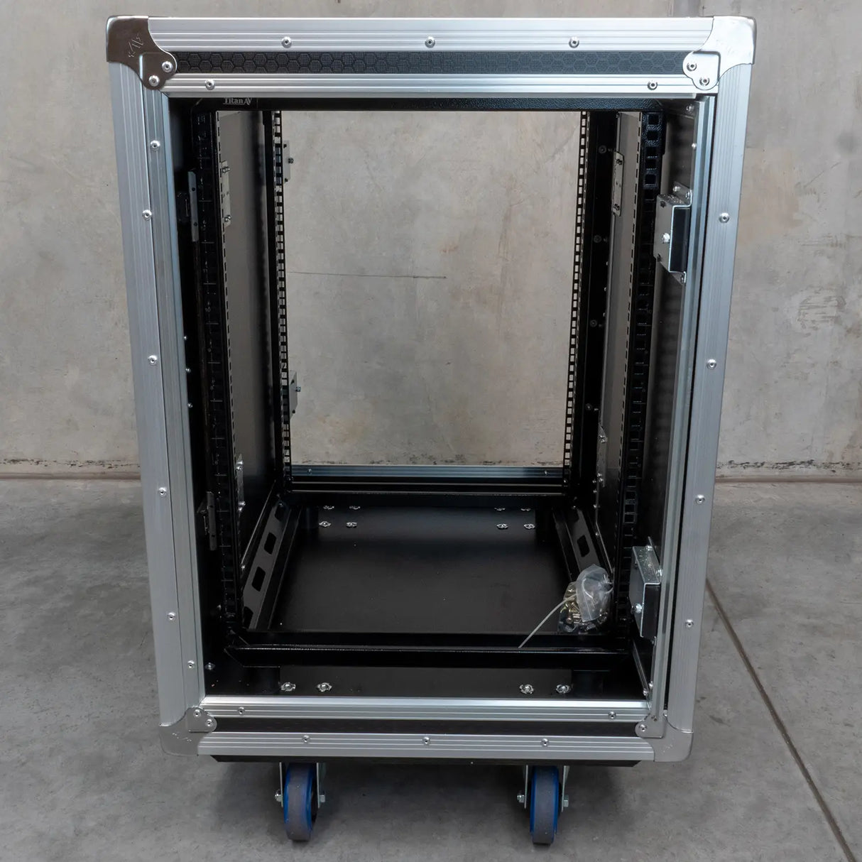 19" 14RU Slam Rack Road Case on Castors, Pro Series