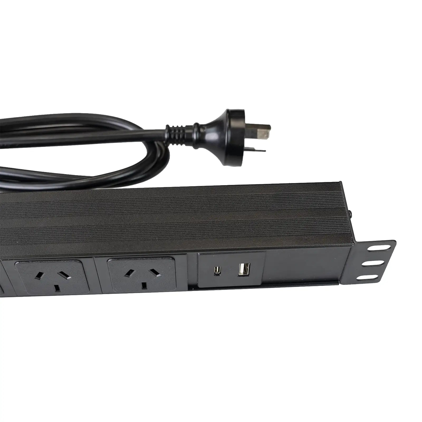 1RU 6 Way PDU with USB and USB-C