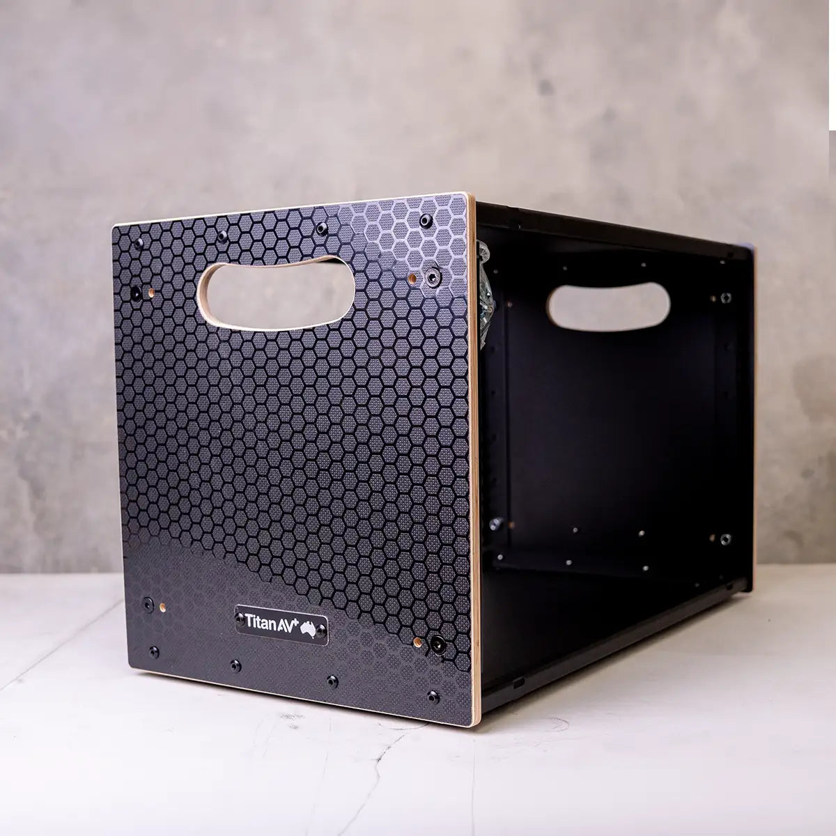 Studio Rack X 6RU – Titan AV