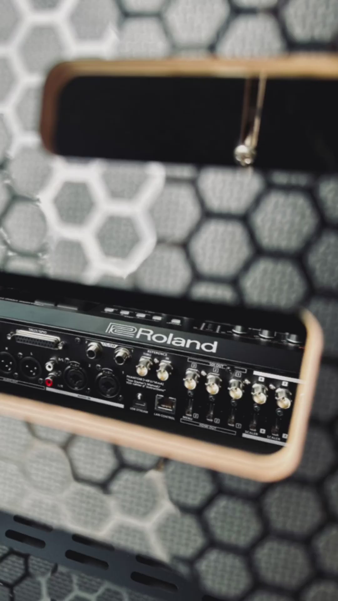 Roland V-160HD Fly Rack & Portable Workstation Case